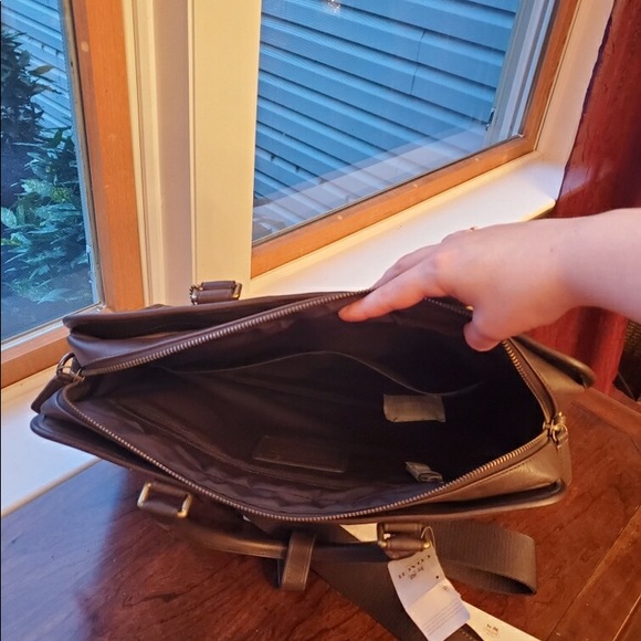 Coach Mahogany Breif. New - Picture 7 of 8